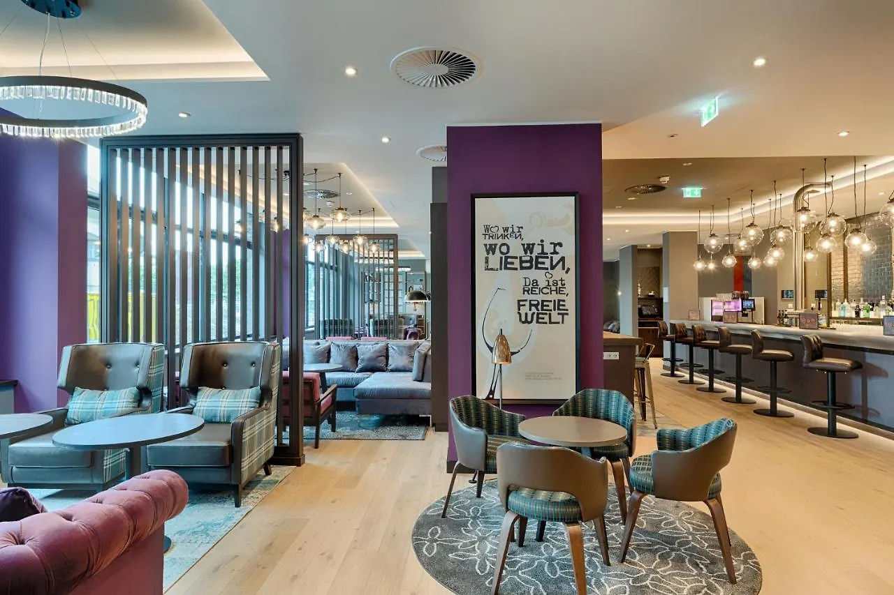Premier Inn Hamburg City Klostertor Hotel